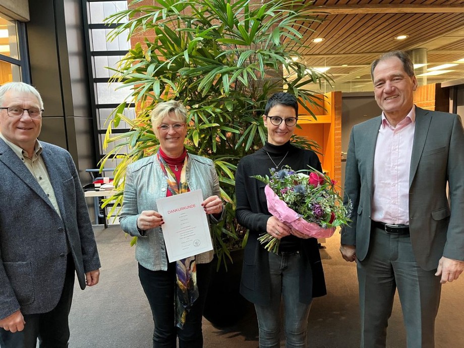 Gruppenbild im Rathaus: Günter Dums, Susanne Widmaier, Silke Müller und Martin Killinger (v.l.).           