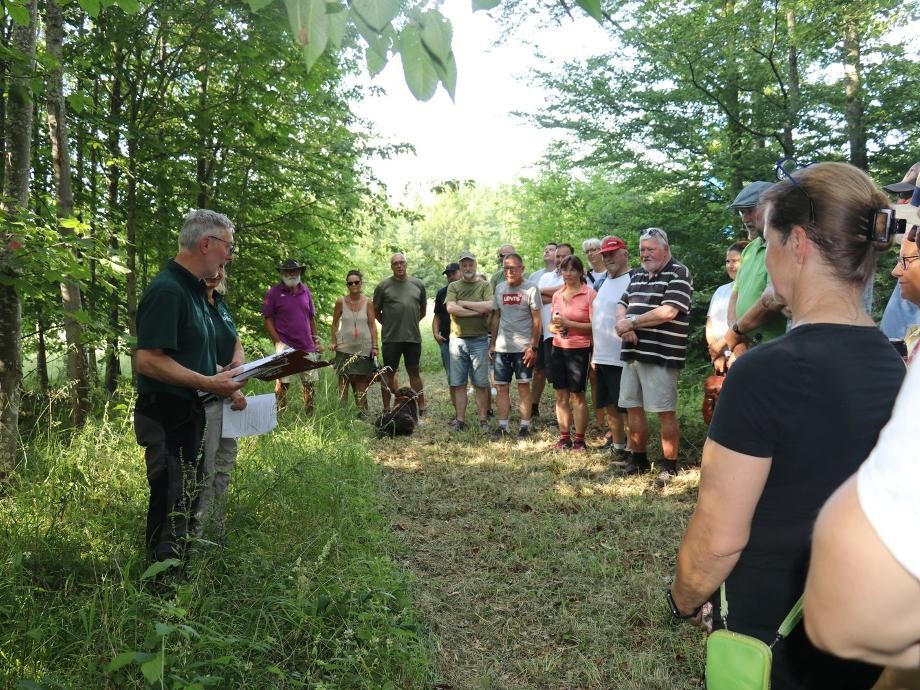 Waldbegang Rutesheim 2026 -Gruppenfoto mit Förster Ulrich Neumann- Hier ist das Gruppenfoto zum Waldbegang Rutesheim 2026 mit Förster Ulrich Neumann zu sehen.