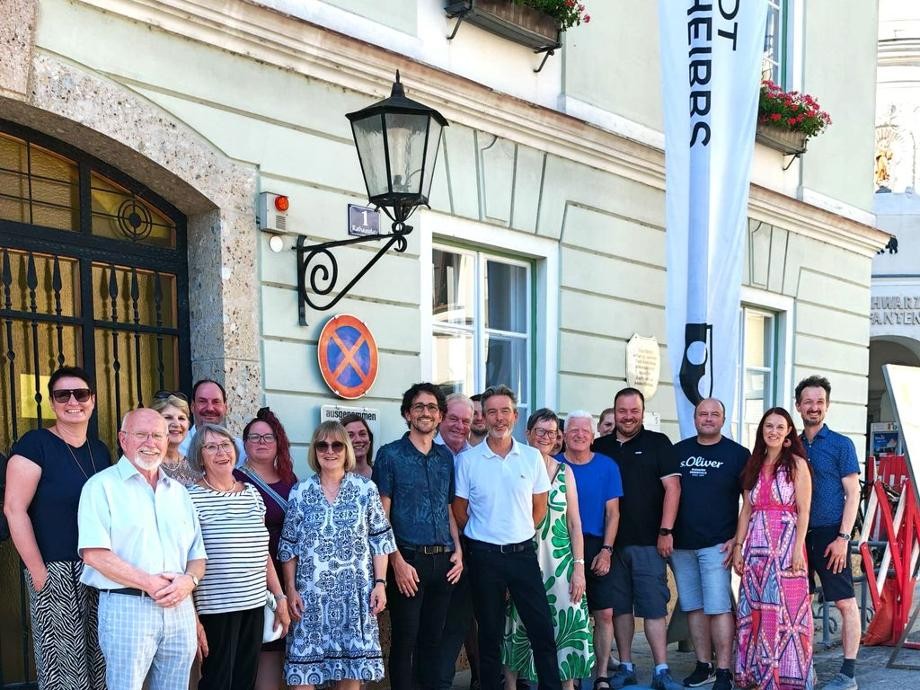 Empfang vor dem Rathaus in Scheibbs Hier ist das Gruppenfoto zum Empfang vor dem Rathaus in Scheibbs zu sehen.