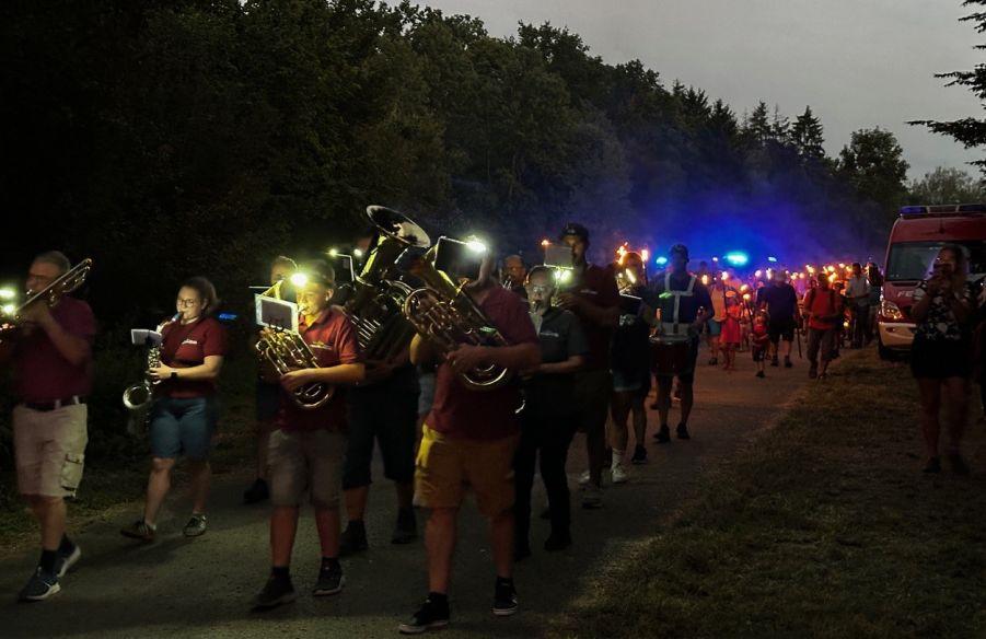 Fackellauf Freiwillige Feuerwehr Rutesheim